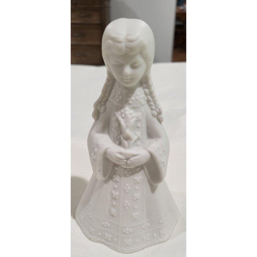 Vintage / Porcelain Bisque Bell / Praying Choir Girl / Japan AES Collectible